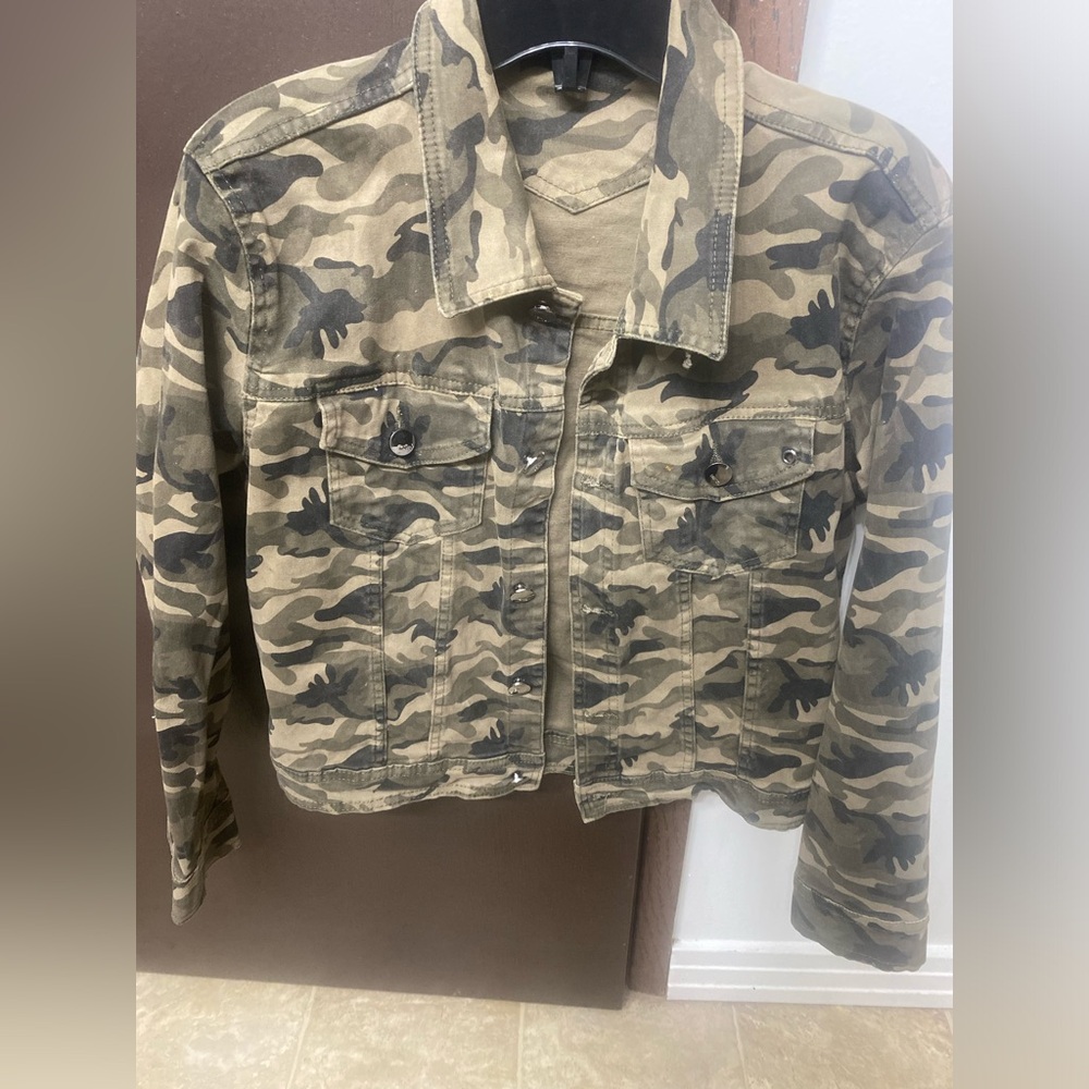 Camouflage Print Jacket